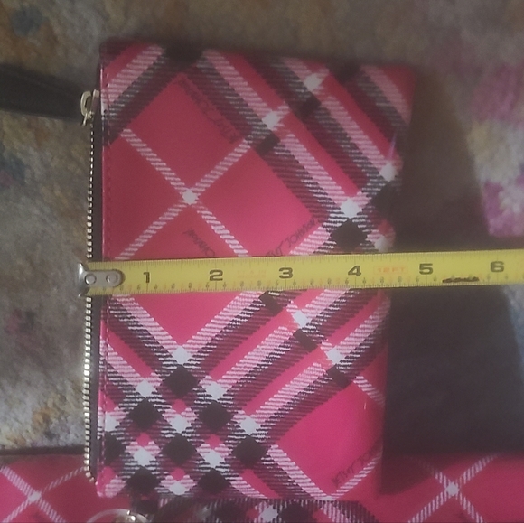 Betsey Johnson weekender bag - Picture 3 of 9